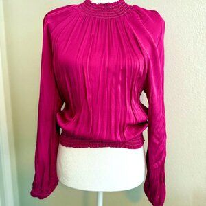 LUXURIOUS fuschia BELLA DAHL top in size medium!